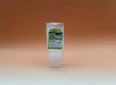 Verrines carrées évasées plastique