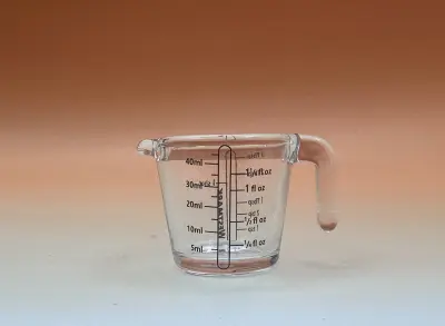 Mini verre mesure