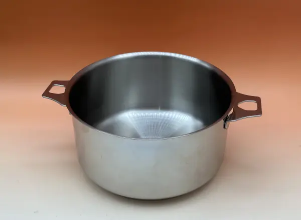 Lot 4 casseroles twisty