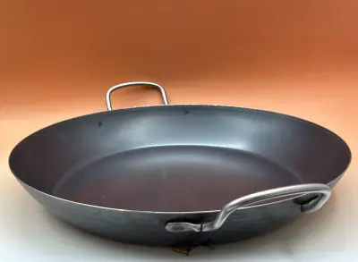 Plat à paëlla