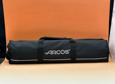 Trousse souple avec 6 couteaux