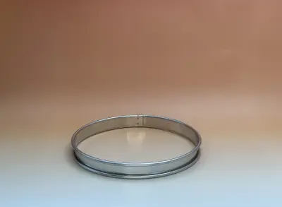 Cercle à tarte inox bord roulé