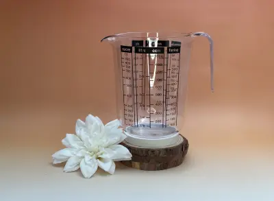 Pot gradué plastique 1l