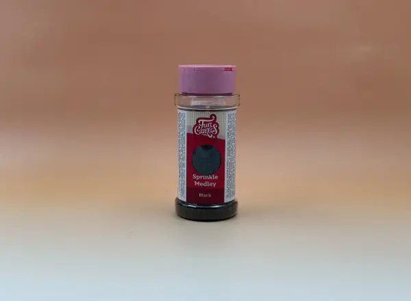 22700_medley-noir