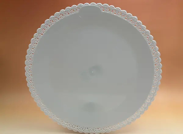 Plateau dentelle plastique