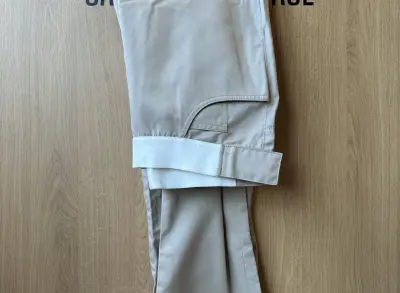 9901061_pantalon-beige-lafont_cintre