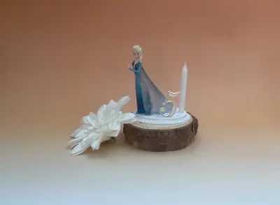 Sujet bougie Elsa, La Reine des Neiges 