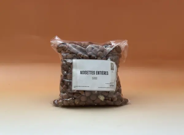 Noisettes brutes