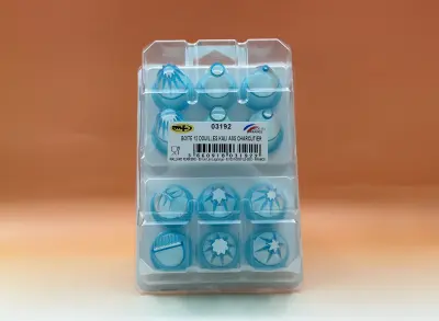 Coffret 12 douilles plastique