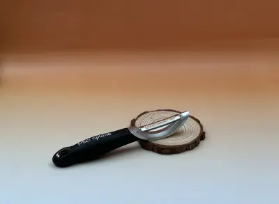 Econome microplane