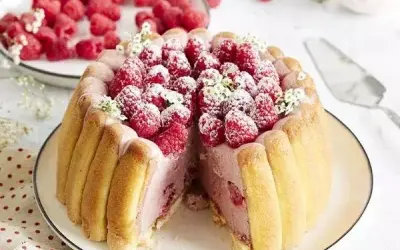 Charlotte aux framboises
