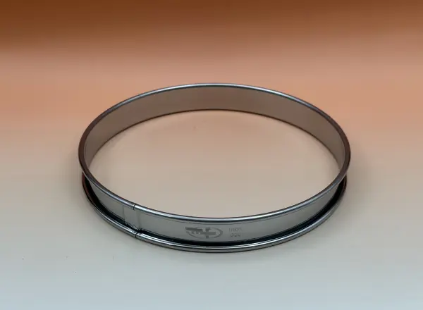 Cercle à tarte profond bord roulé